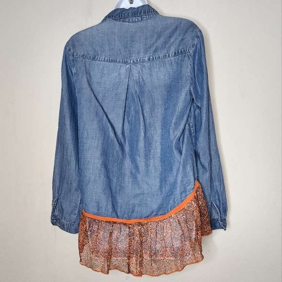 Cloth & Stone chambray button down - Picture 4 of 12